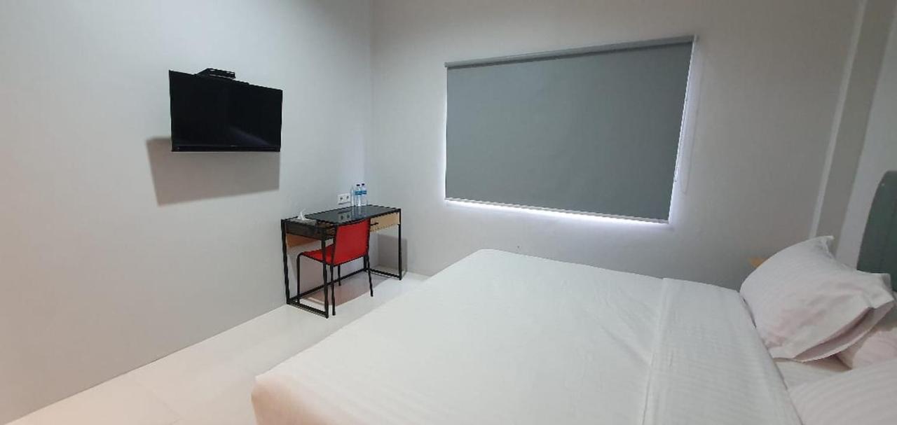Reddoorz Plus Near Siloam Hospital Balikpapan Exterior foto