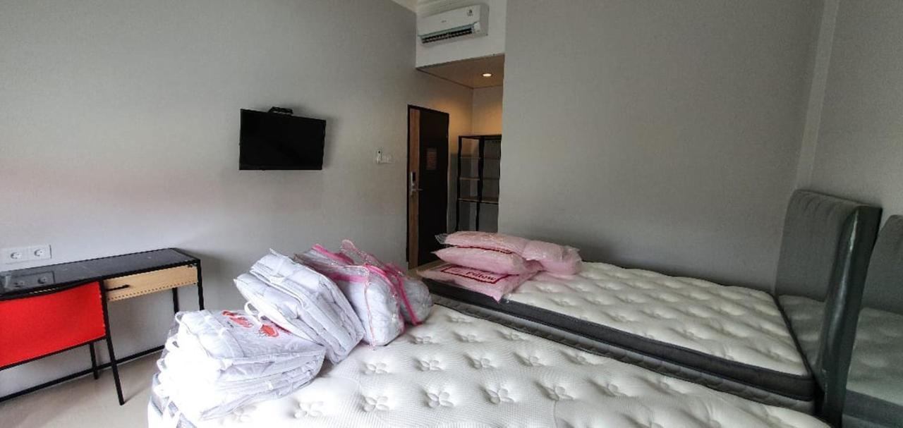 Reddoorz Plus Near Siloam Hospital Balikpapan Exterior foto
