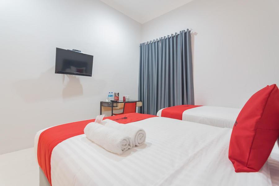 Reddoorz Plus Near Siloam Hospital Balikpapan Exterior foto